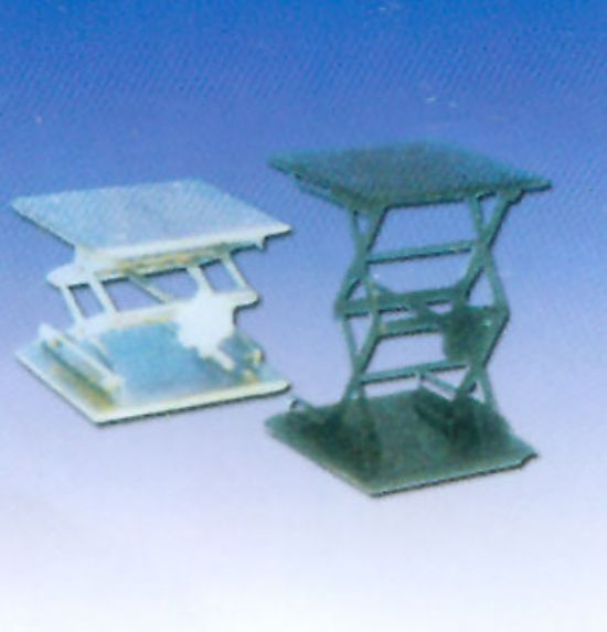 點(diǎn)擊查看詳細(xì)信息<br>標(biāo)題：MY1型升降臺(tái) 閱讀次數(shù)：2427