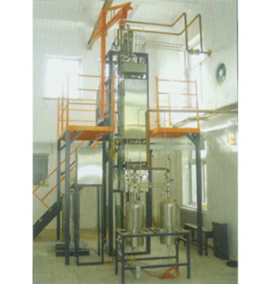 點(diǎn)擊查看詳細(xì)信息<br>標(biāo)題：MYH-2000型連續(xù)常減壓中誠(chéng)蒸餾裝置 閱讀次數(shù)：2603