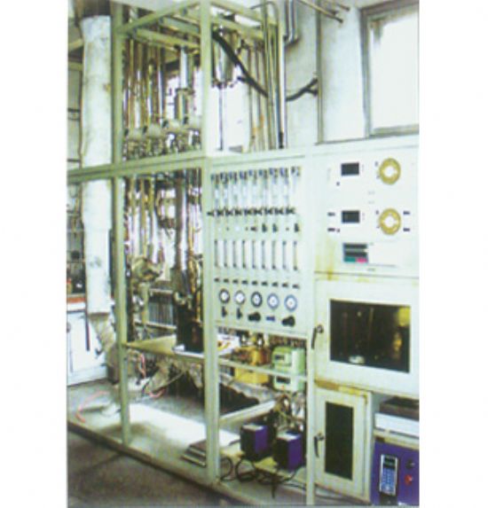 點(diǎn)擊查看詳細(xì)信息<br>標(biāo)題：MYA-2000型小型提升催化裂化反應(yīng)裝置 閱讀次數(shù)：2349